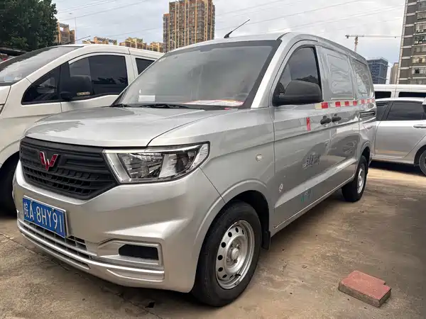 Wuling Hongguang V 2021
