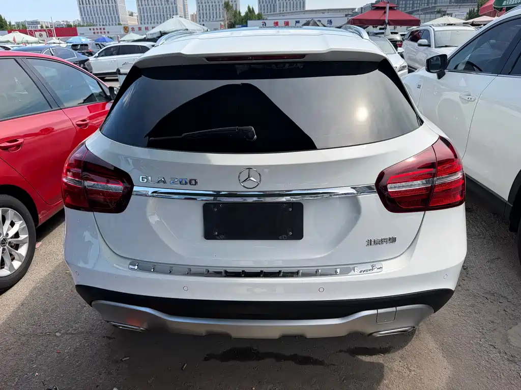 Mercedes-Benz GLA 2018 — фото 11