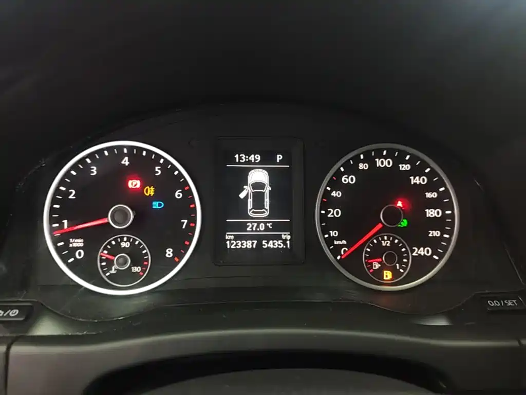 Volkswagen Tiguan 2018 — фото 12