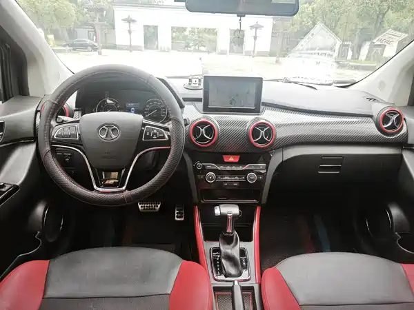 BAIC Shenbao X25 2016