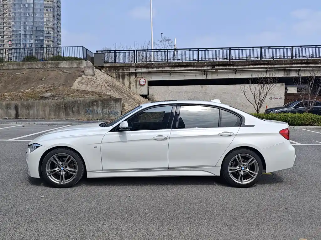 BMW 3 Series 2016 — фото 4