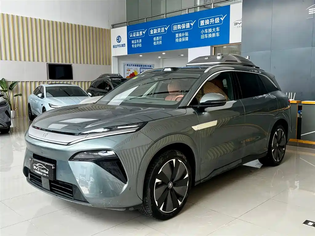 BYD Tang L 2025