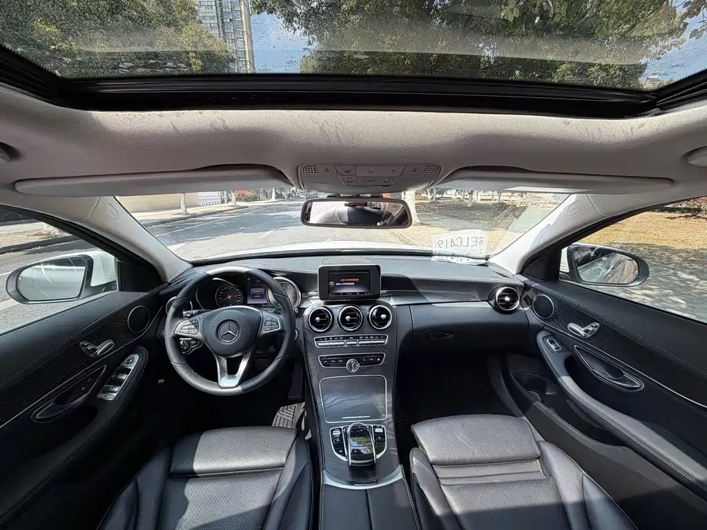 Mercedes-Benz C-Class 2016 — фото 17