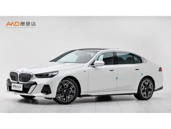 BMW 5 Series 2024