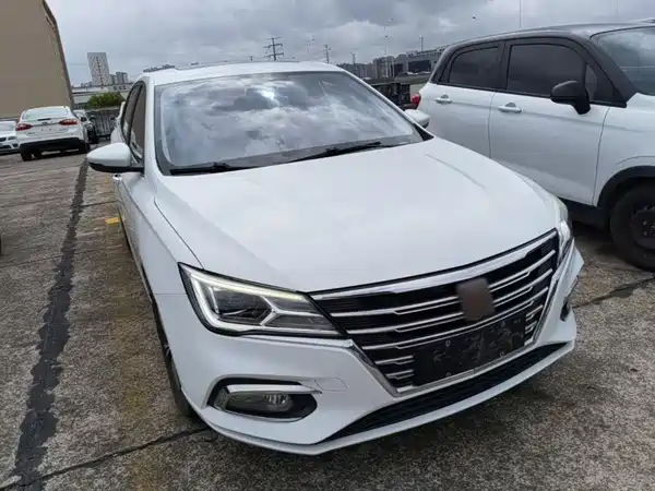 Roewe i5 2019