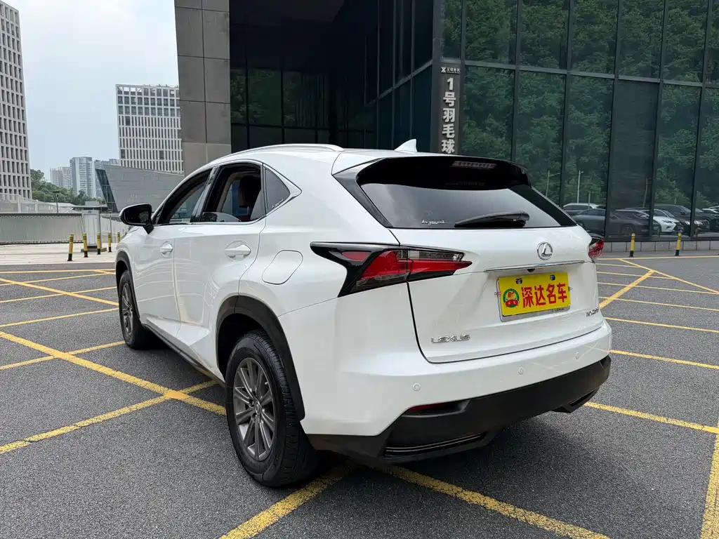 Lexus NX 2016 — фото 20