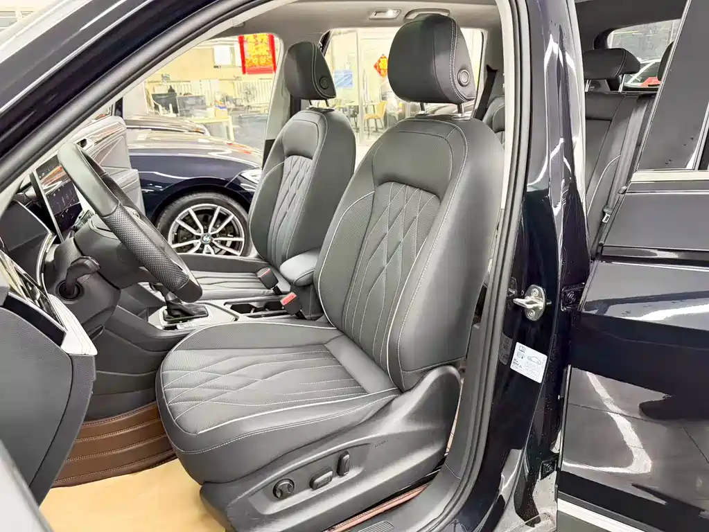Volkswagen Tiguan L 2022 — фото 14