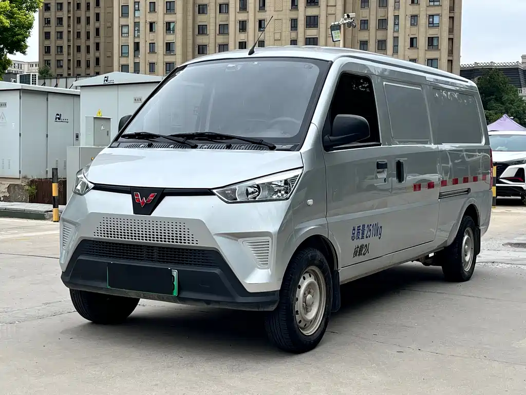 Wuling EV50 2023 — фото 1