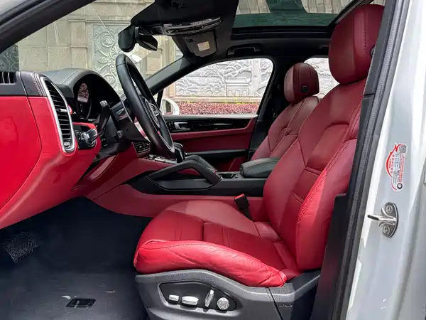 Porsche Cayenne 2019