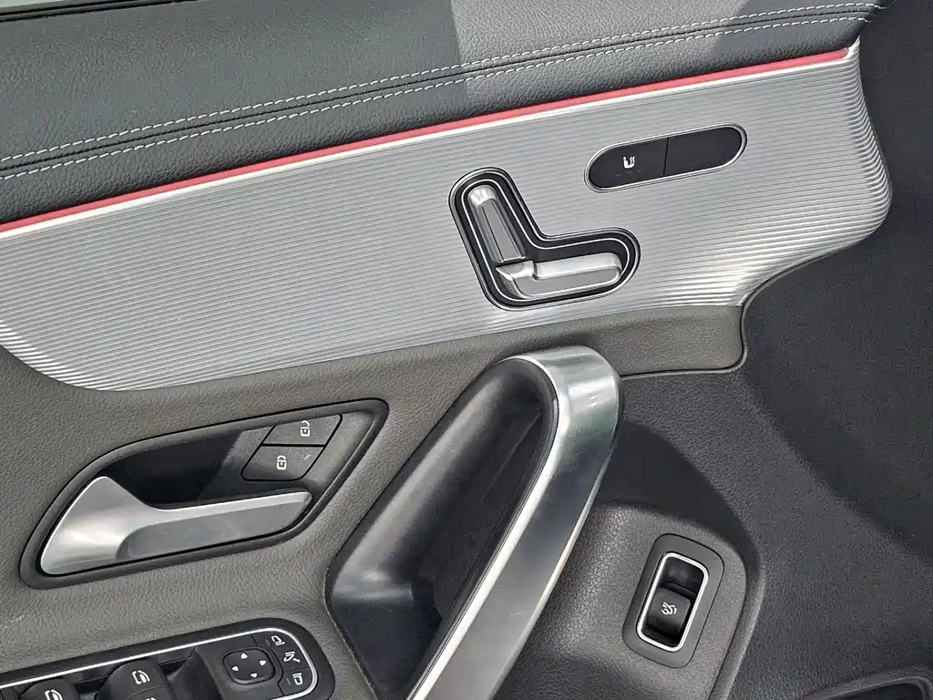 Mercedes-Benz A-Class AMG 2023 — фото 7