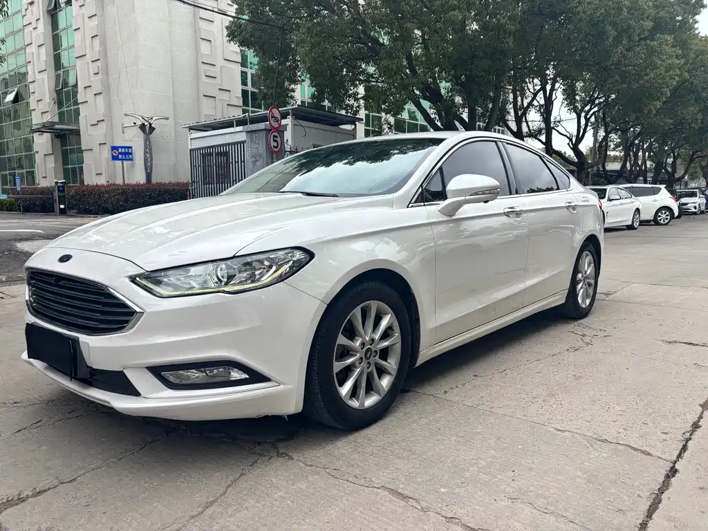 Ford Mondeo 2018 — фото 3
