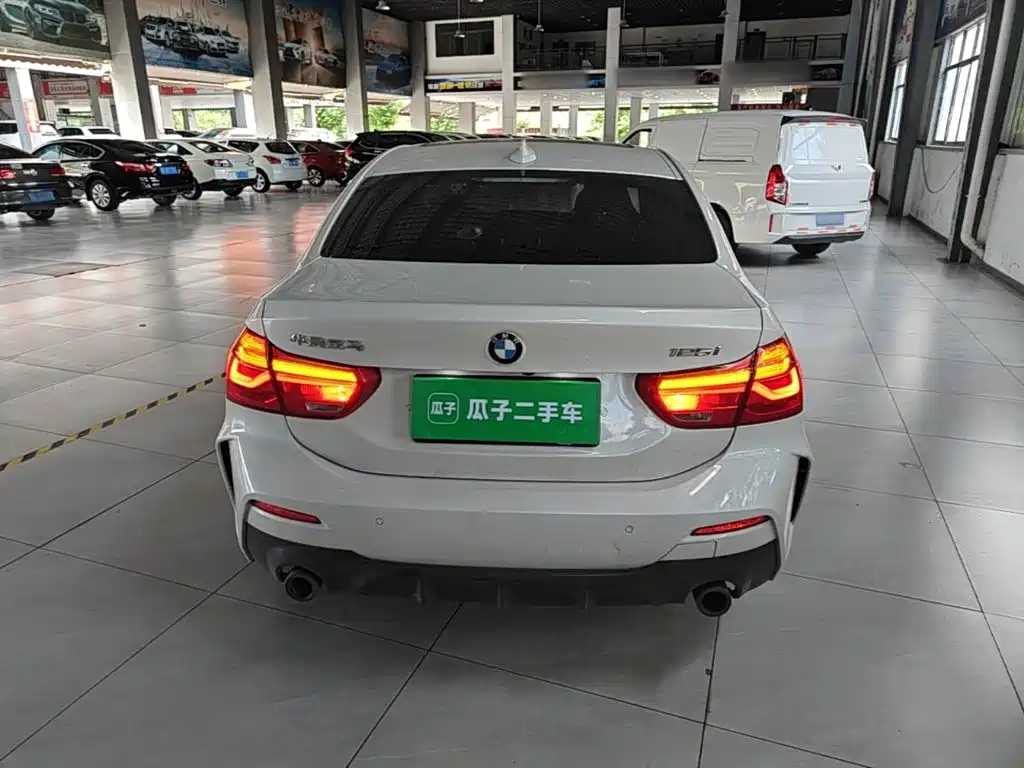 BMW 1 Series 2022