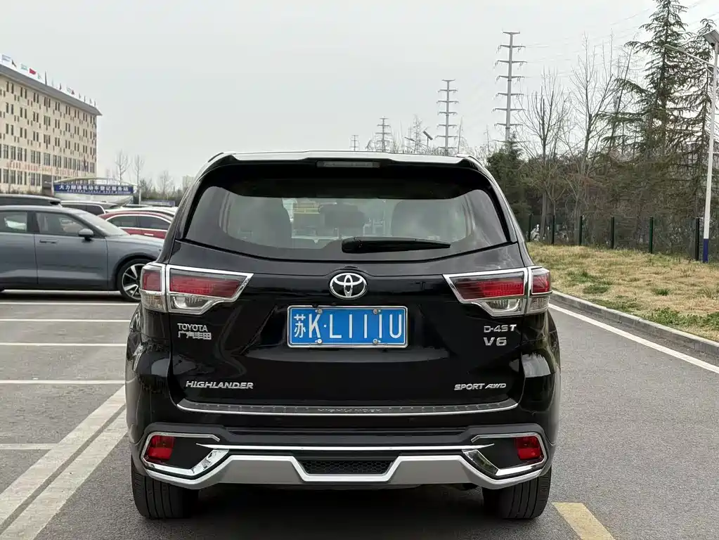 Toyota Highlander 2016 — фото 11