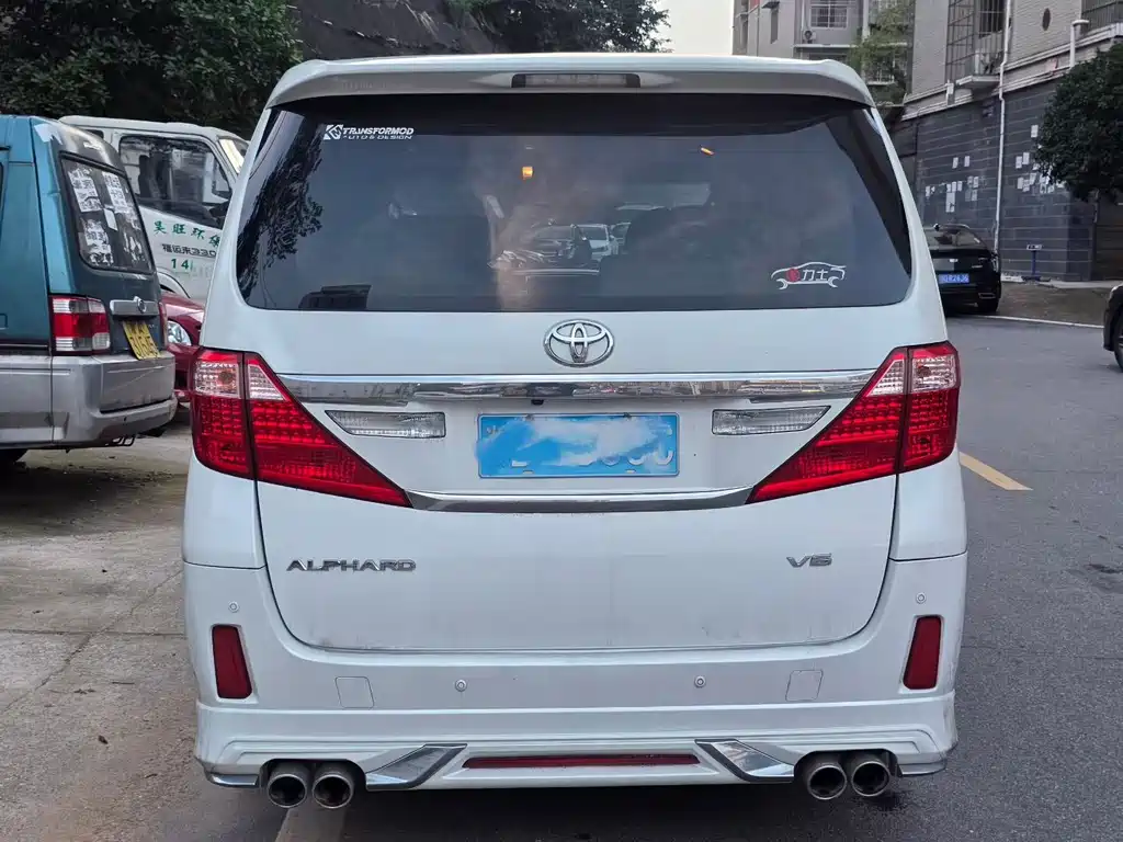 Toyota Alphard 2015 — фото 8
