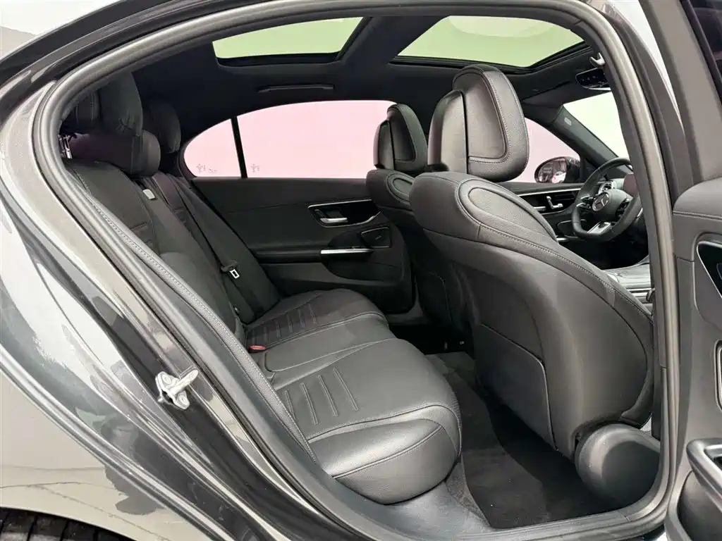 Mercedes-Benz C-Class 2022 — фото 20
