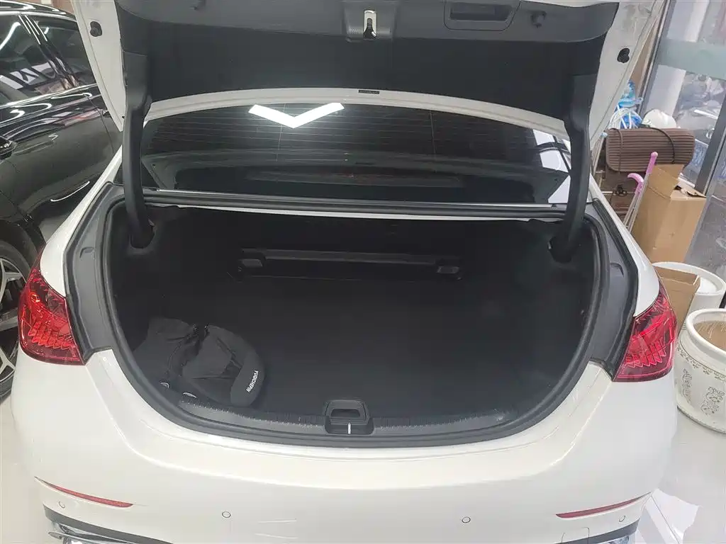 Mercedes-Benz C-Class 2022 — фото 19