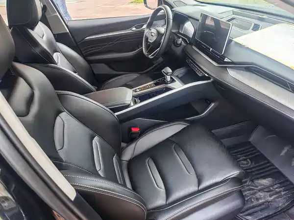 Geely Xingrui 2023