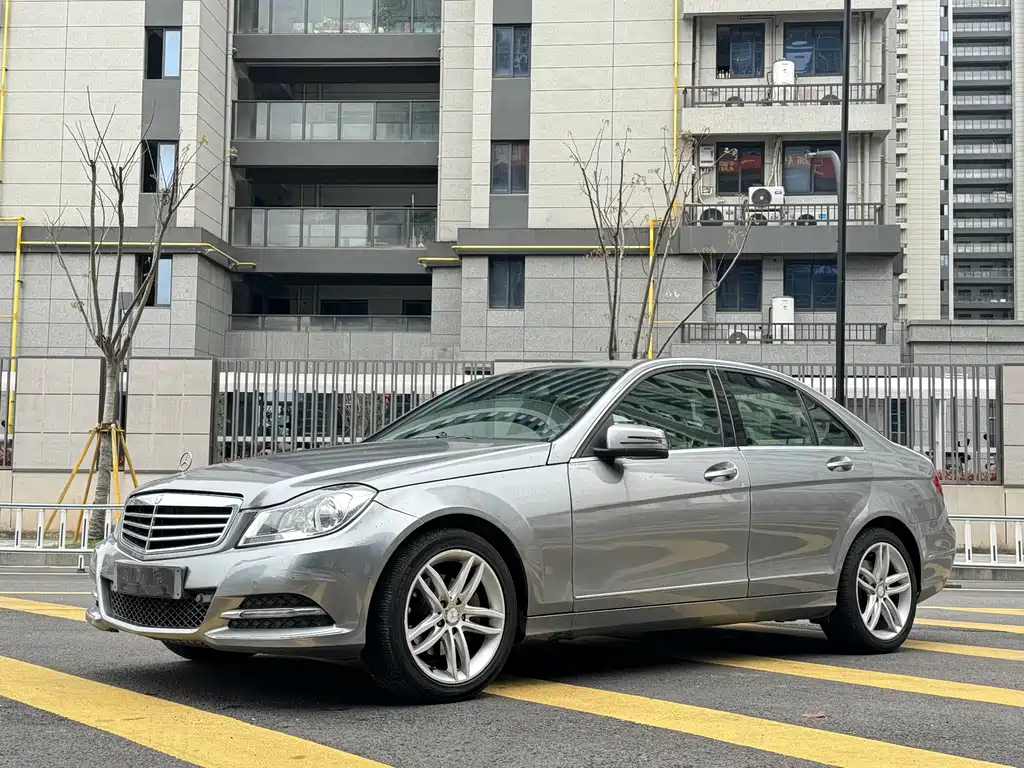 Mercedes-Benz C-Class 2013 — фото 1