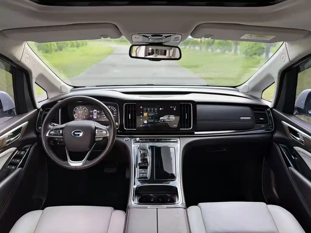 GAC Trumpchi M8 2022 — фото 17