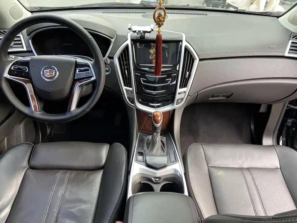 Cadillac SRX 2013 — фото 11
