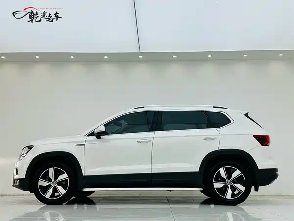 Volkswagen Tharu 2021