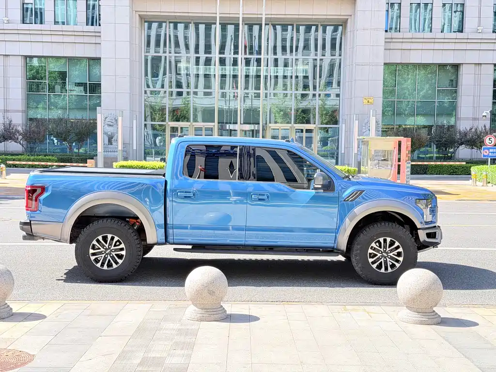 Ford F-150 Raptor 2020 — фото 34