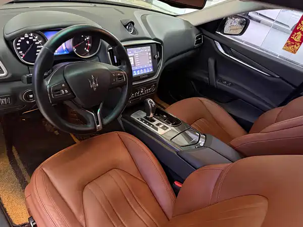 Maserati Ghibli 2014