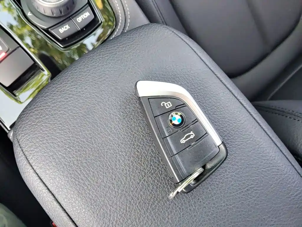 BMW 1 Series 2018 — фото 9