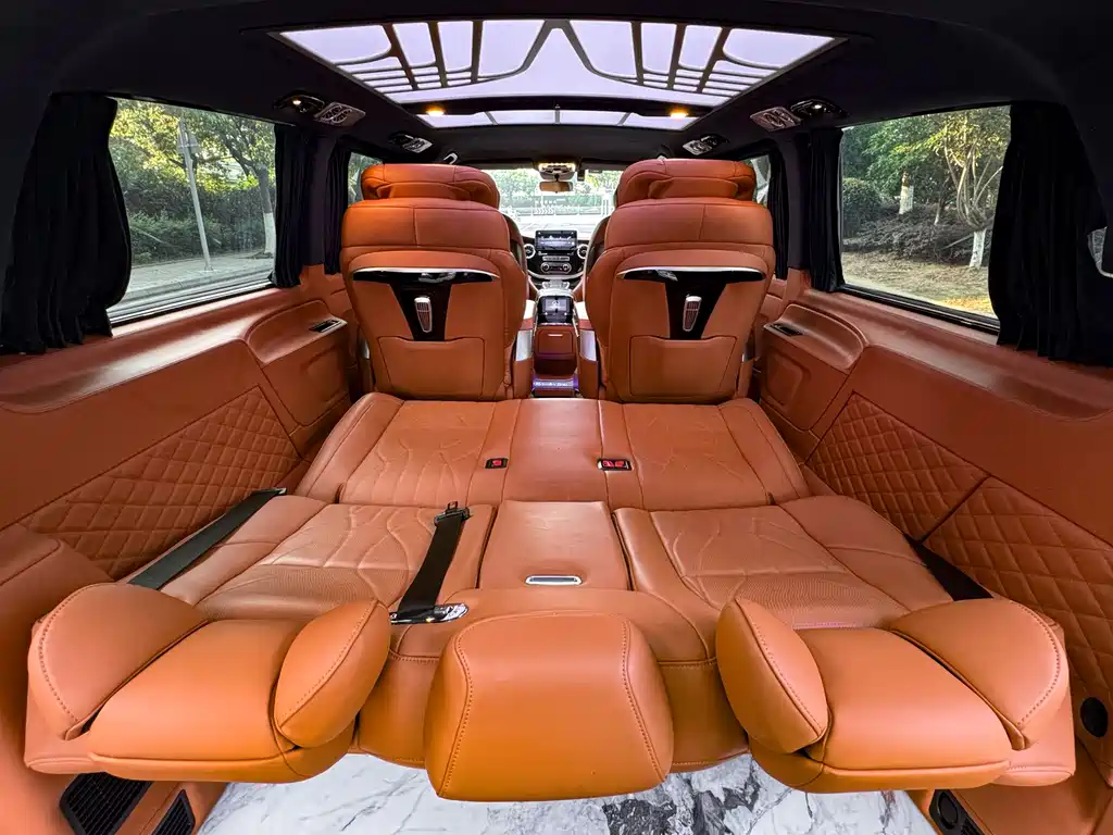 Mercedes-Benz Vito 2023 — фото 32