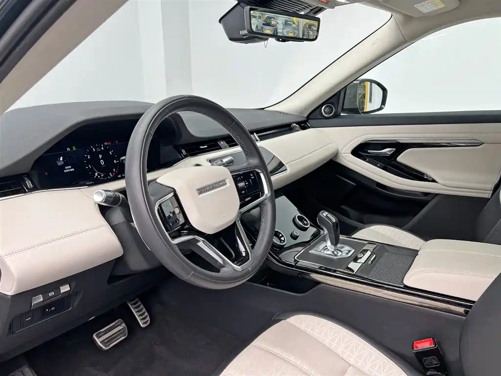 Land Rover Evoque 2022 — фото 16