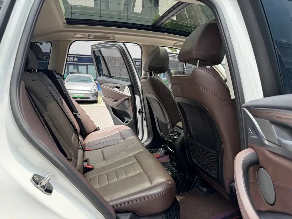 BMW X3 2020 — фото 11