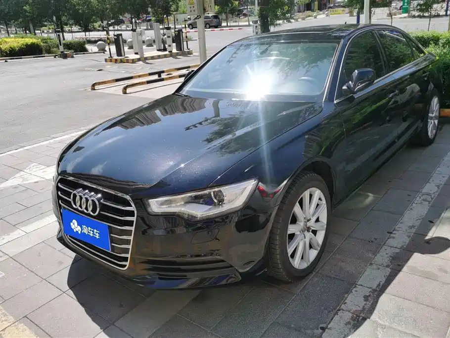 Audi A6L 2014 — фото 1