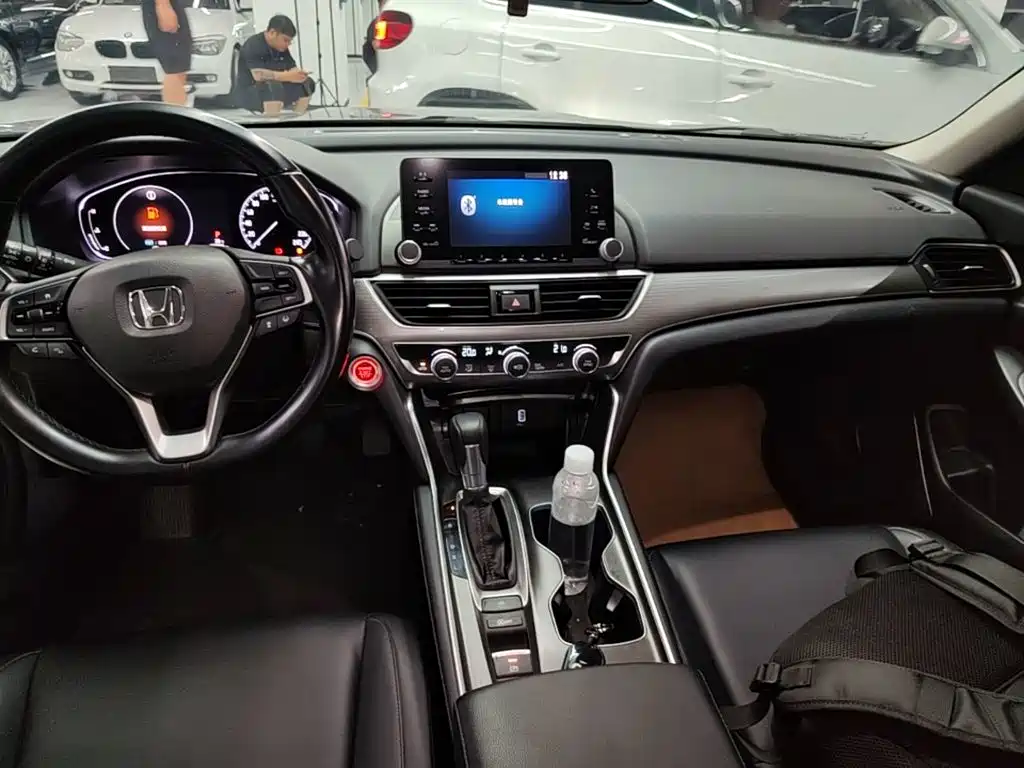 Honda Accord 2021 — фото 14
