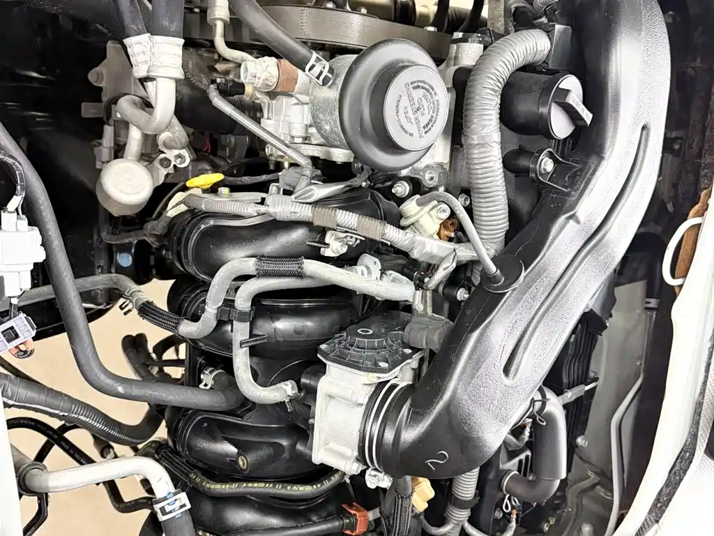 Toyota Hiace 2018 — фото 14