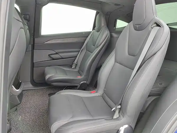 Tesla Model X 2023