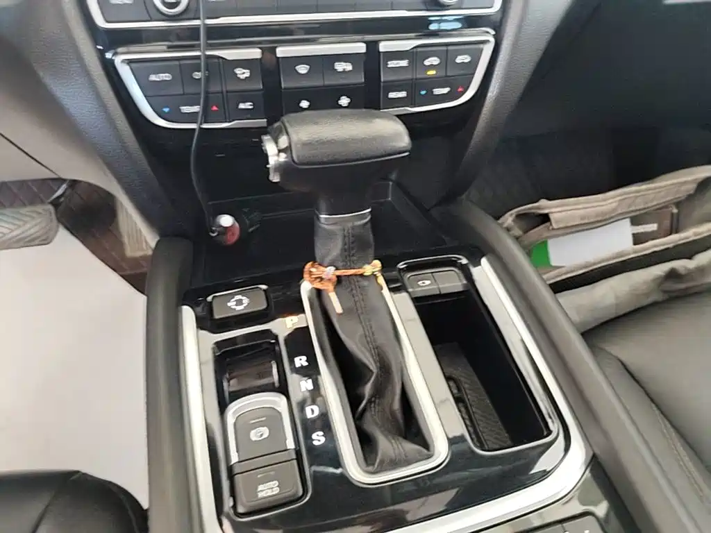 GAC Motor Trumpchi GS8 2018 — фото 14