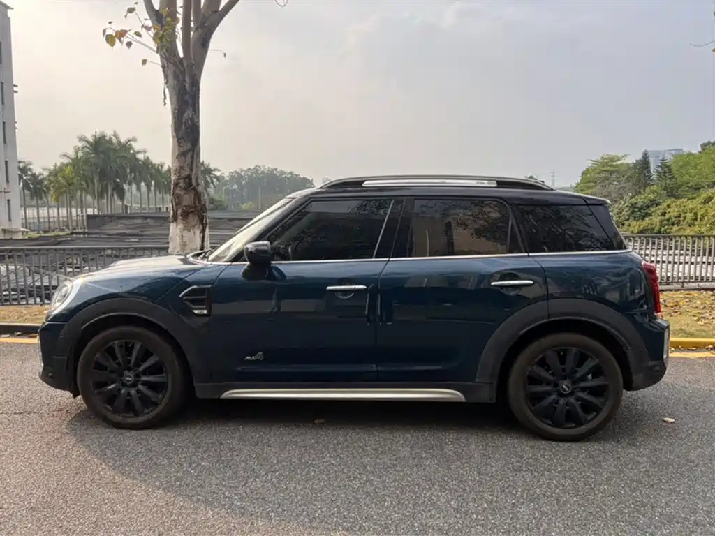 MINI Countryman 2021 — фото 16