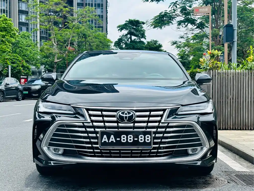 Toyota Avalon 2025 — фото 2