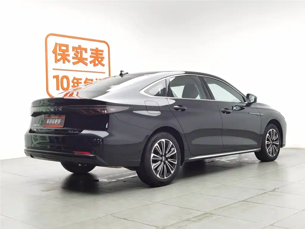Fulwin Fengyun A8L 2025 — фото 2