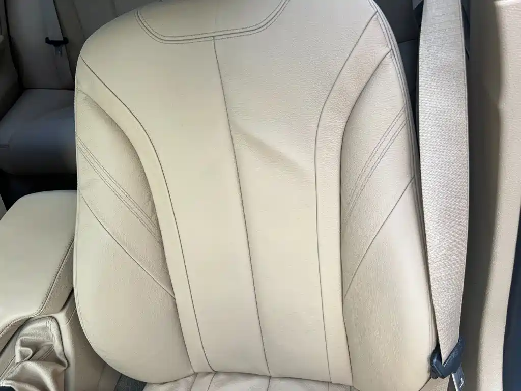 BMW 3 Series 2015 — фото 14