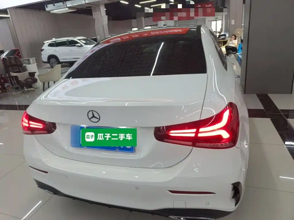 Mercedes-Benz A-Class 2020 — фото 6