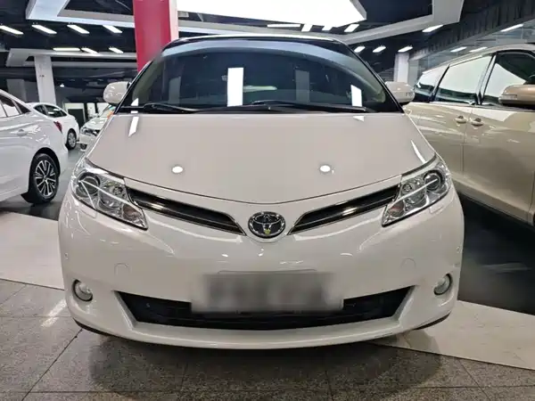 Toyota Previa 2018