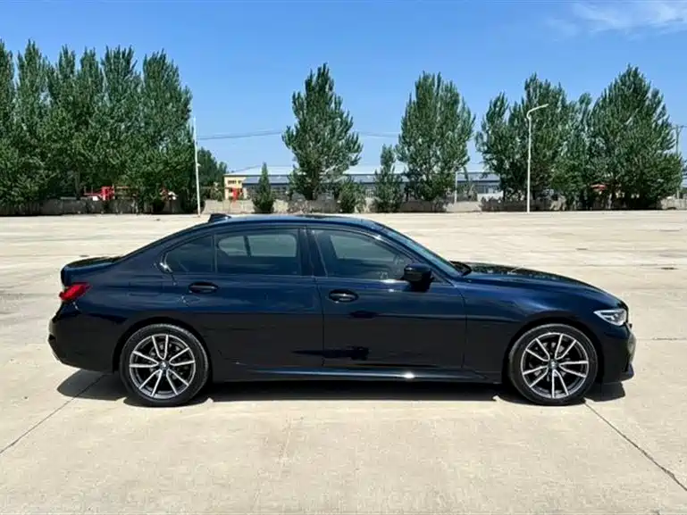 BMW 3 Series 2022