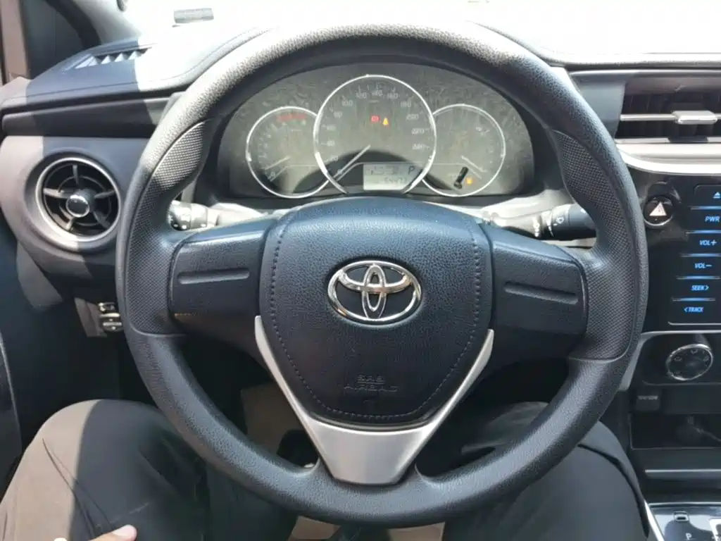 Toyota Corolla 2019 — фото 11