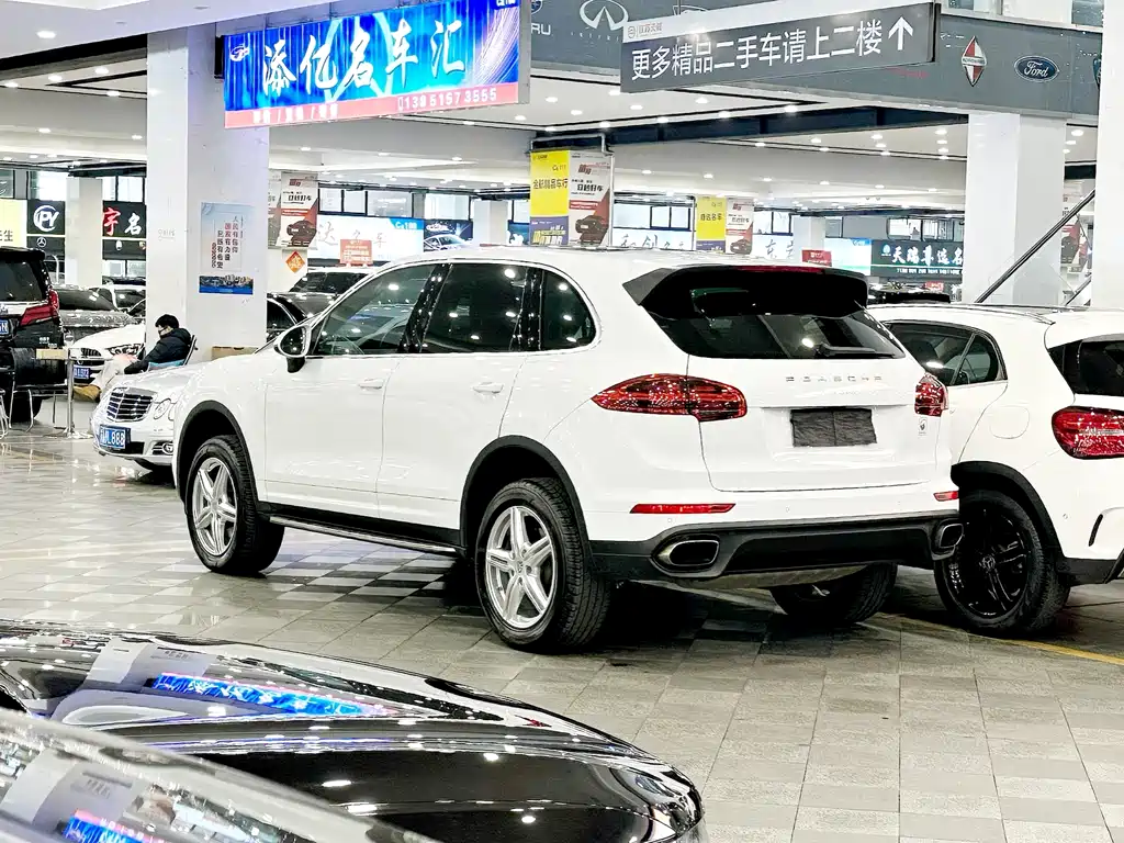 Porsche Cayenne 2014 — фото 4