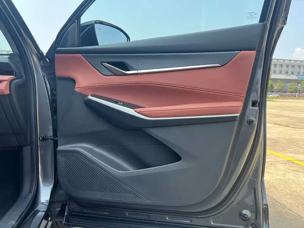 Changan CS75 PLUS 2026 — фото 23