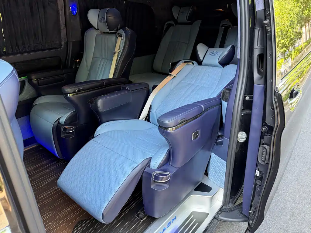 Mercedes-Benz Vito 2021 — фото 15