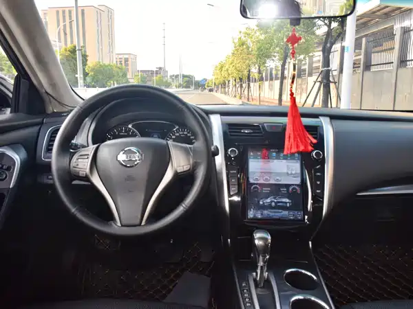 Nissan Teana 2014