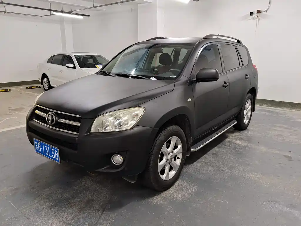 Toyota RAV4 2011