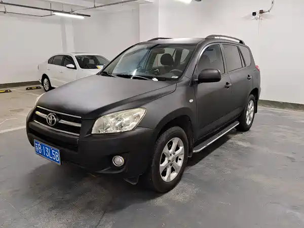 Toyota RAV4 2011